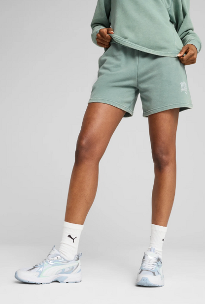 Puma - Women's - Classics Washed Shorts 5"